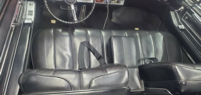 Cadillac DeVille Convertible 1966 image number 45
