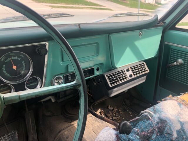 Chevrolet C-10 1968 image number 16