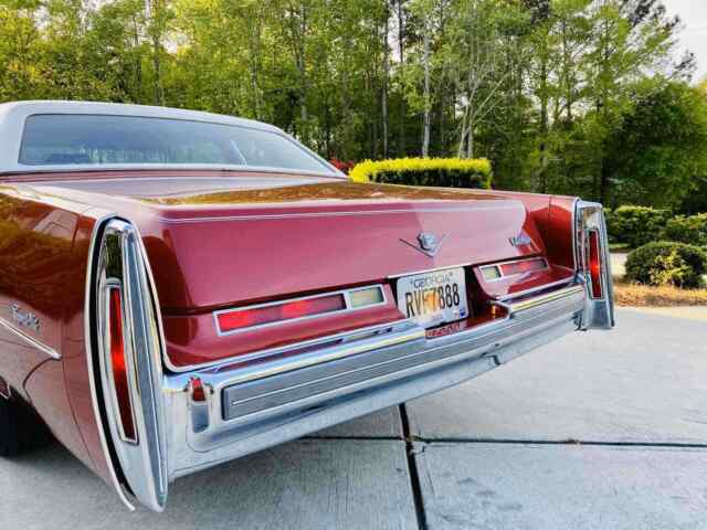 Cadillac DeVille Coupe 1976 image number 11