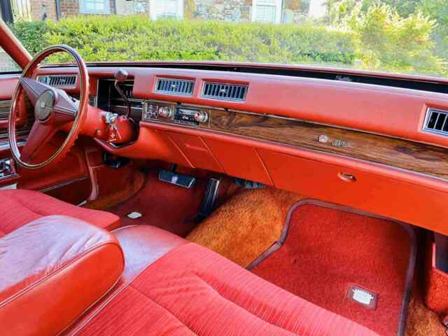 Cadillac DeVille Coupe 1976 image number 37