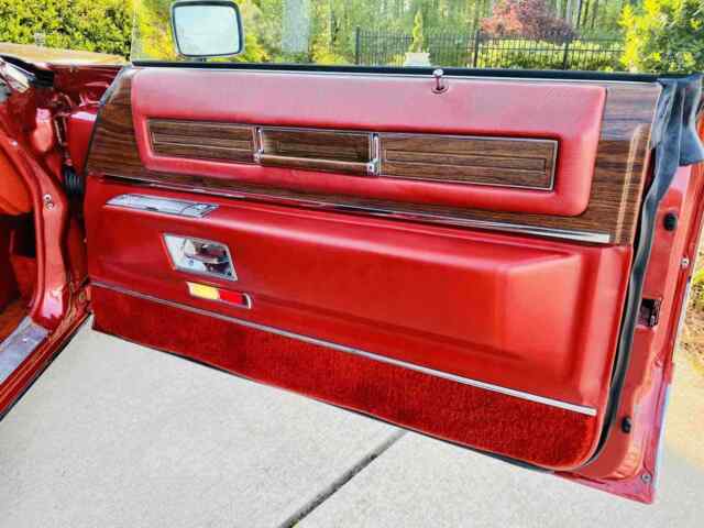 Cadillac DeVille Coupe 1976 image number 45