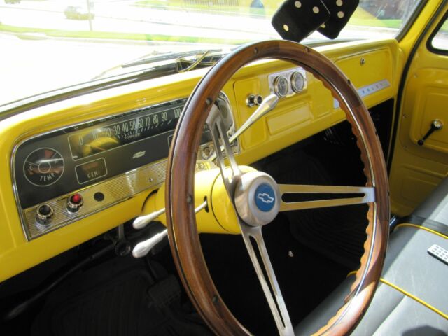 Chevrolet 1/2 PICKUP 1966 image number 38