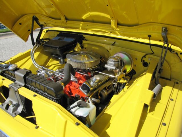 Chevrolet 1/2 PICKUP 1966 image number 9