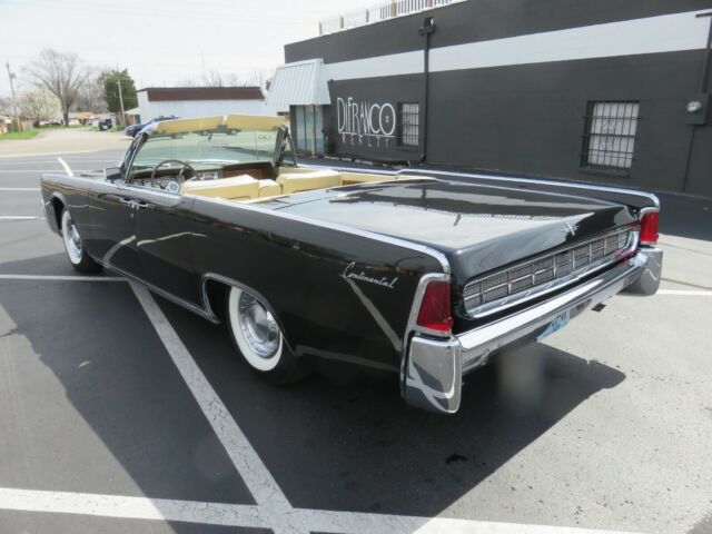 Lincoln Continental 1963 image number 22