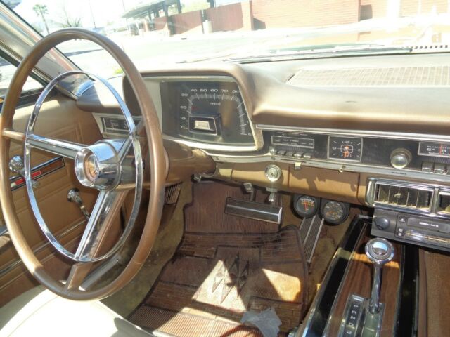 Plymouth Fury 1966 image number 12