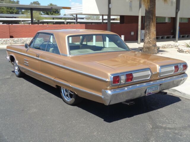Plymouth Fury 1966 image number 3