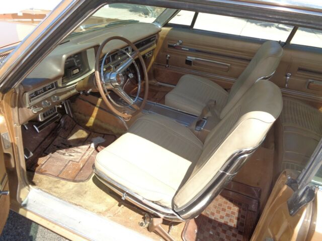Plymouth Fury 1966 image number 32