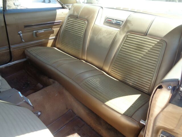 Plymouth Fury 1966 image number 39