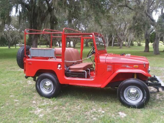 Toyota Land Cruiser 1972 image number 27