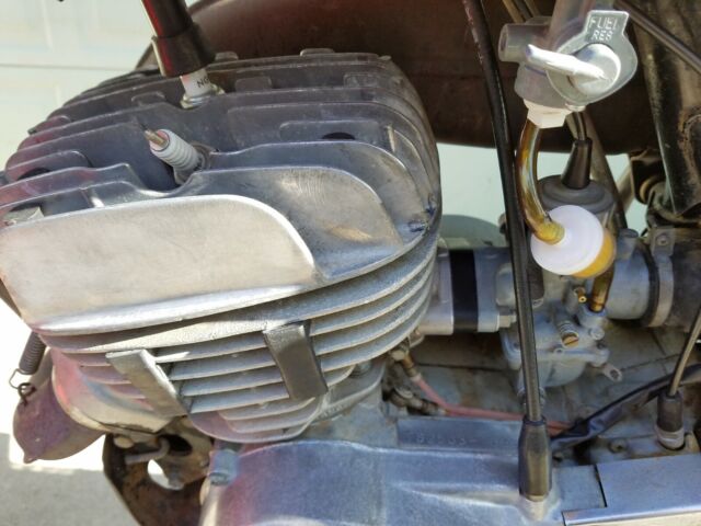 Suzuki TS250 1975 image number 14