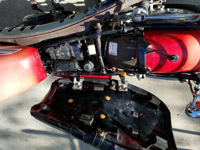 Suzuki TS250 1975 image number 39