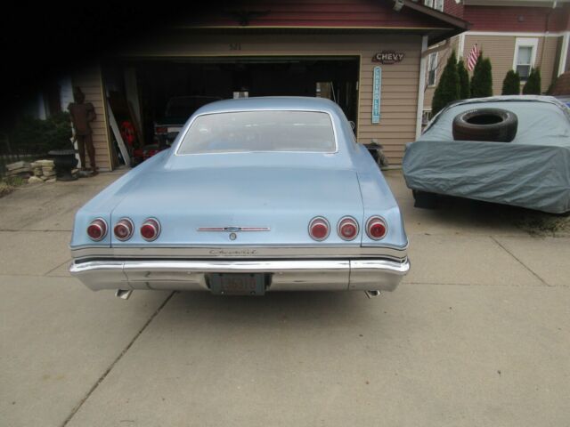 Chevrolet Impala 1965 image number 4