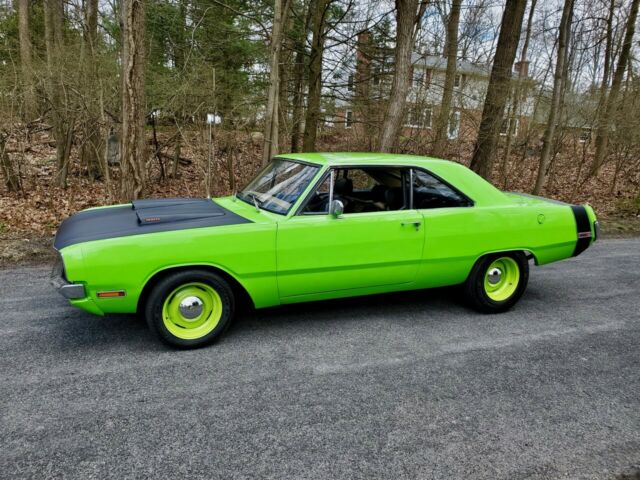 Dodge Dart 1971 image number 18
