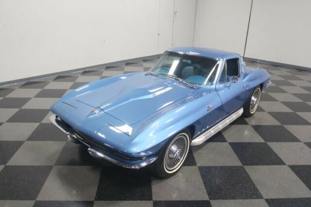 Chevrolet Corvette 1965 image number 31