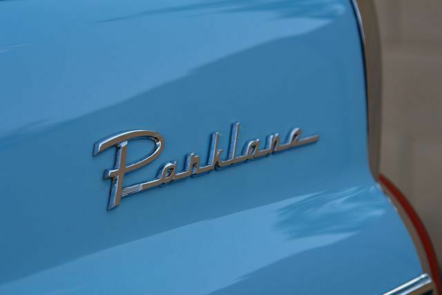 Ford Parklane 1956 image number 18