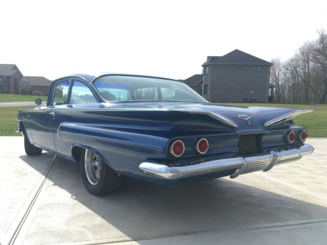 Chevrolet Bel Air/150/210 1960 image number 16