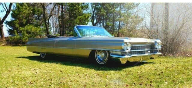 Cadillac DeVille 1963 image number 3