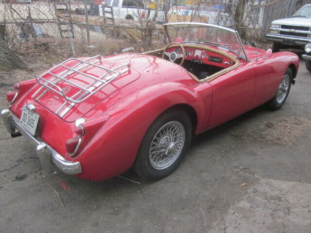 MG MGA 1960 image number 2