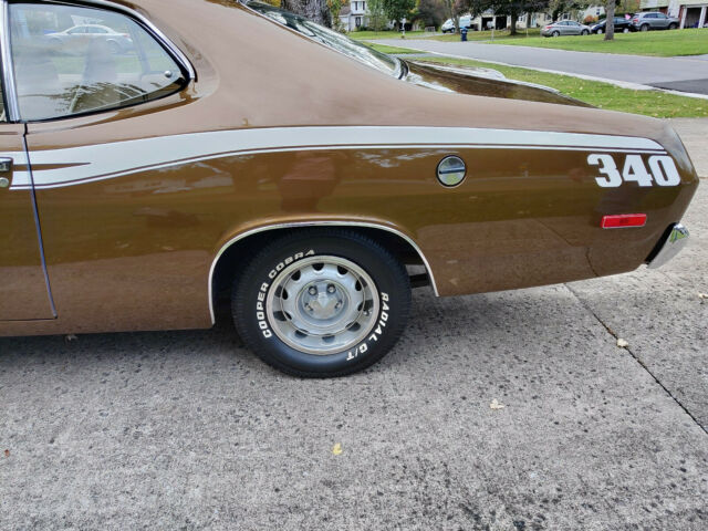 Plymouth Duster 1973 image number 22