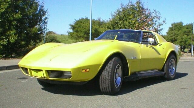 Chevrolet Corvette 1974 image number 19