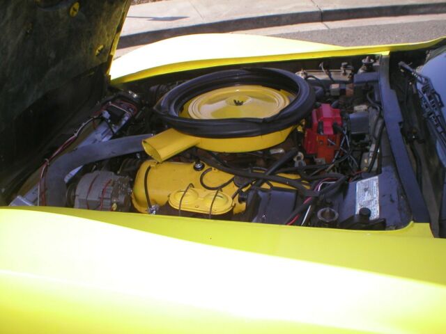Chevrolet Corvette 1974 image number 29