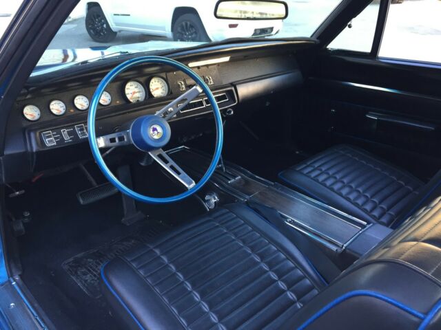 Plymouth Road Runner 1968 image number 13