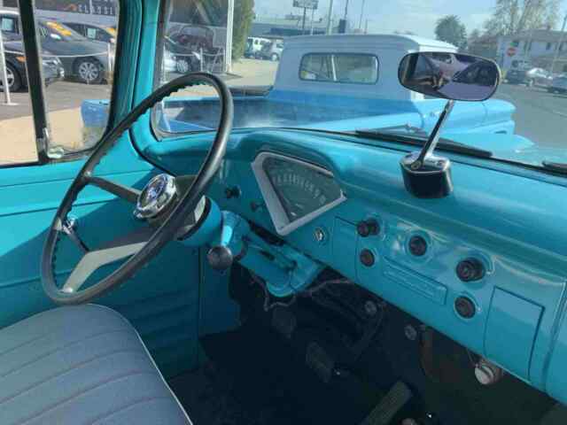 Chevrolet Pickup 1959 image number 11