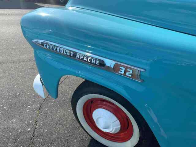 Chevrolet Pickup 1959 image number 7