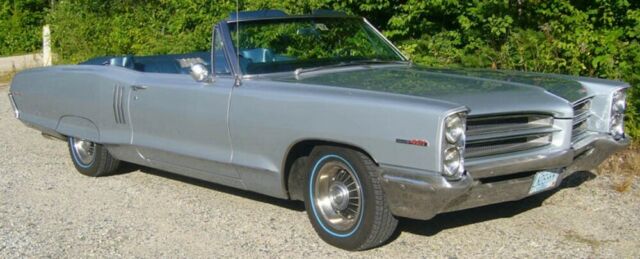 Pontiac 2 + 2 1966 image number 0