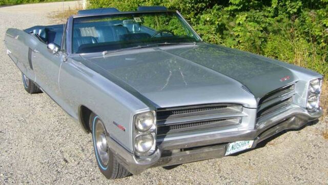 Pontiac 2 + 2 1966 image number 1