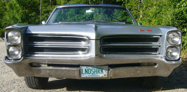 Pontiac 2 + 2 1966 image number 2