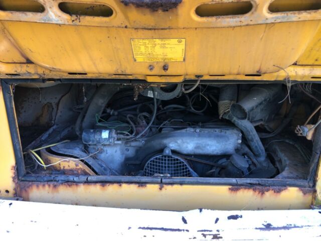Volkswagen Bus/Vanagon 1977 image number 0
