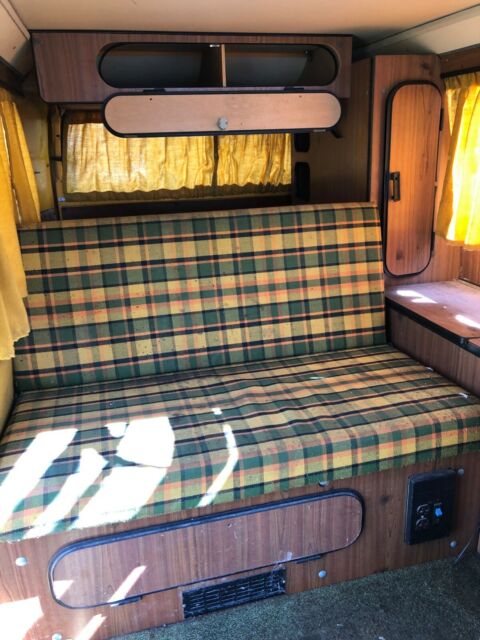 Volkswagen Bus/Vanagon 1977 image number 8