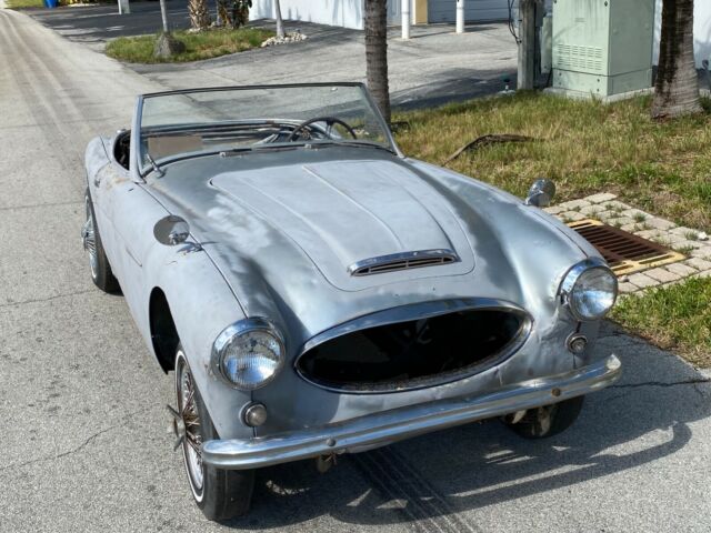Austin Healey 100-6 1958 image number 3