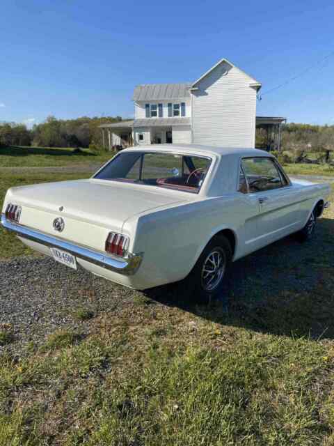 Ford Mustang 1965 image number 15