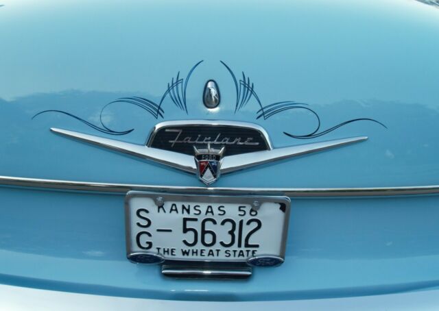 Ford Sunliner 1956 image number 40