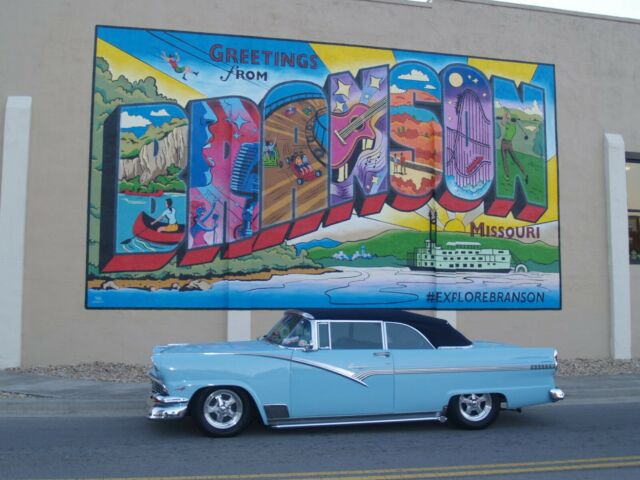 Ford Sunliner 1956 image number 7