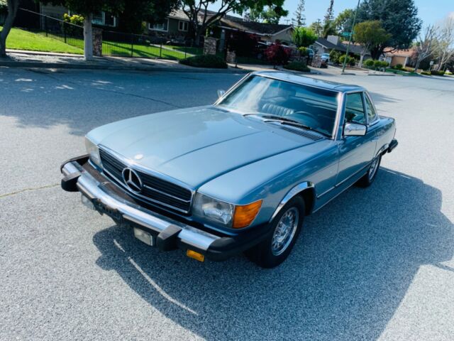 Mercedes-Benz SL-Class 1979 image number 30