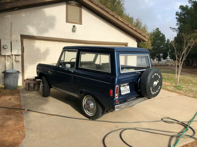 Ford Bronco 1977 image number 1