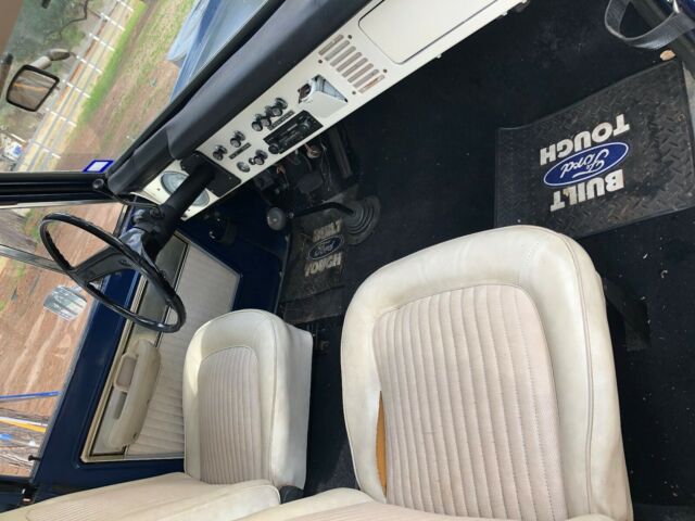 Ford Bronco 1977 image number 18