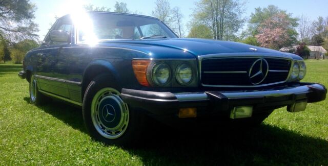 Mercedes-Benz SL-Class 1977 image number 29