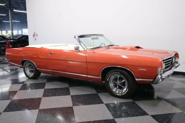 Ford Fairlane 1969 image number 16