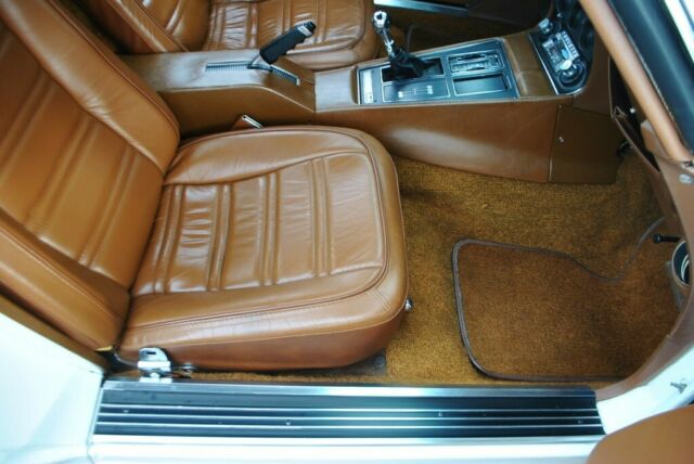 Chevrolet Corvette 1973 image number 11