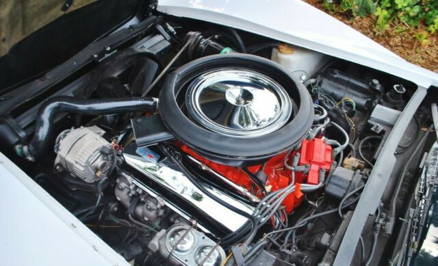 Chevrolet Corvette 1973 image number 15