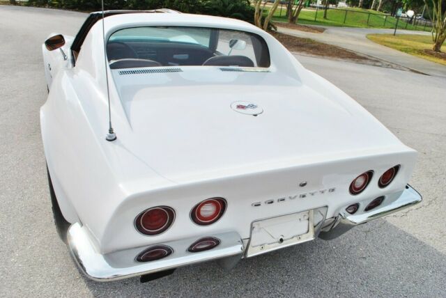 Chevrolet Corvette 1973 image number 22