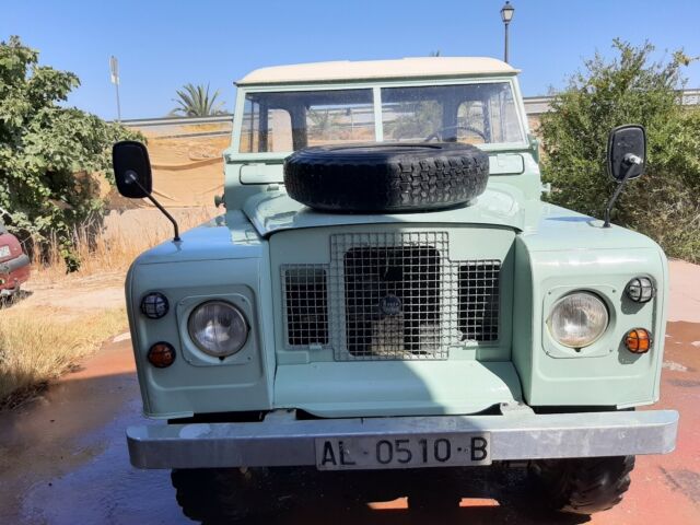 Land Rover Defender 1973 image number 20
