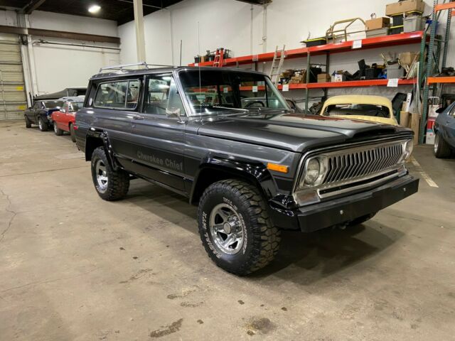 Jeep Cherokee 1976 image number 1