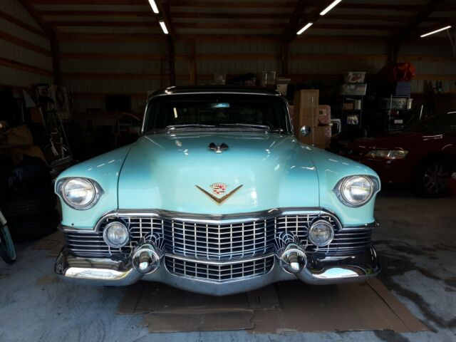 Cadillac Fleetwood 1954 image number 9