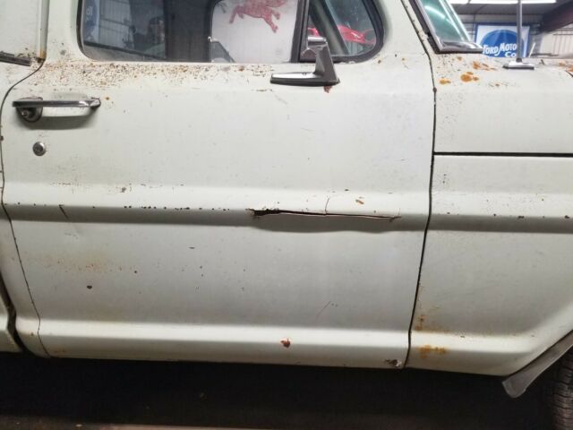 Ford F-100 1967 image number 31