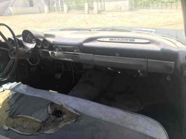 Chevrolet Impala 1959 image number 21